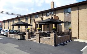 Holland Hotel Jersey City Free Parking